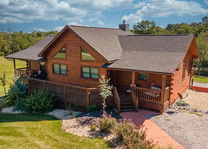 4br Log Fireplace, Bar & Game Holiday home *